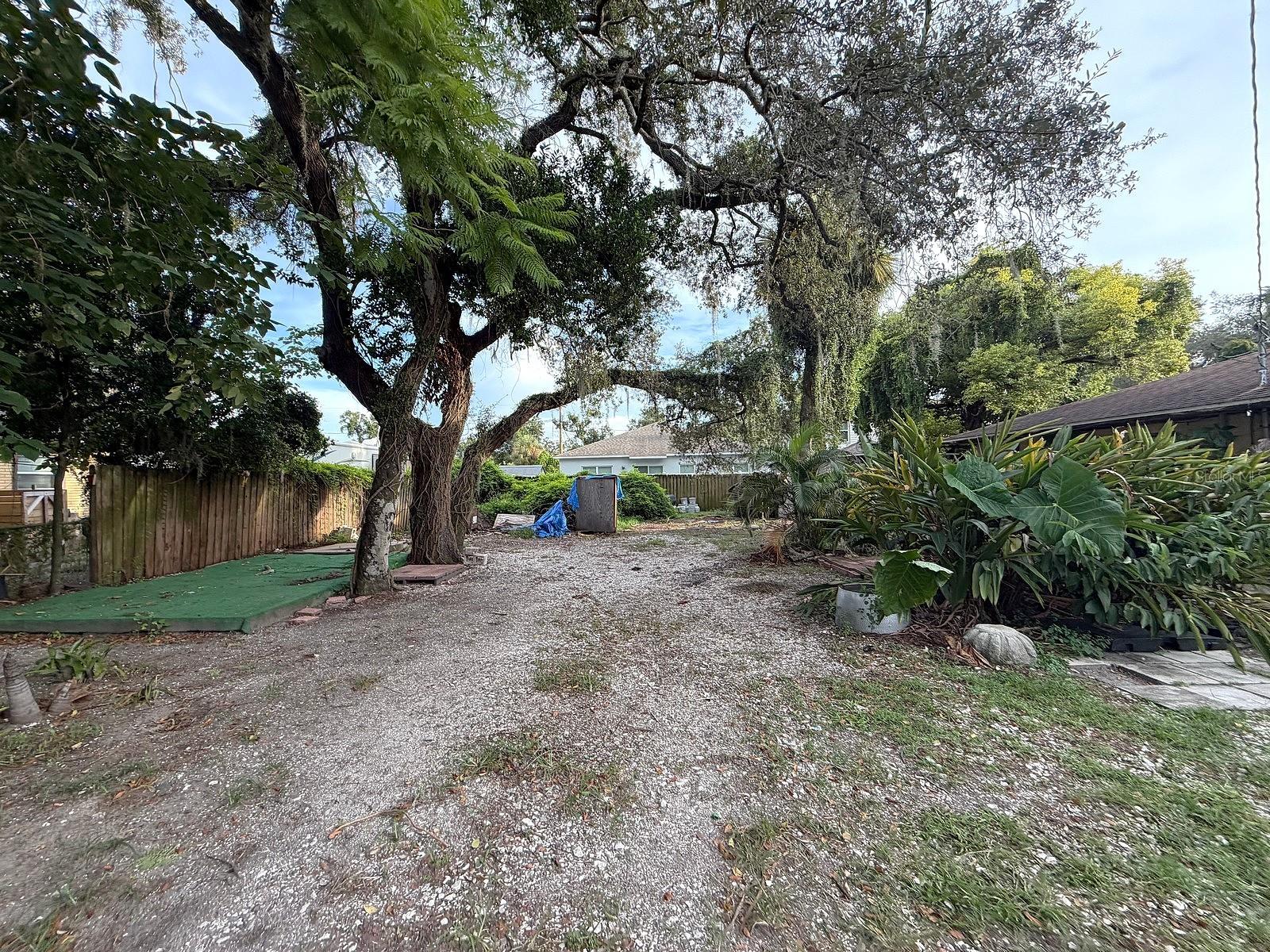 3801 E OSBORNE AVE — photo 29