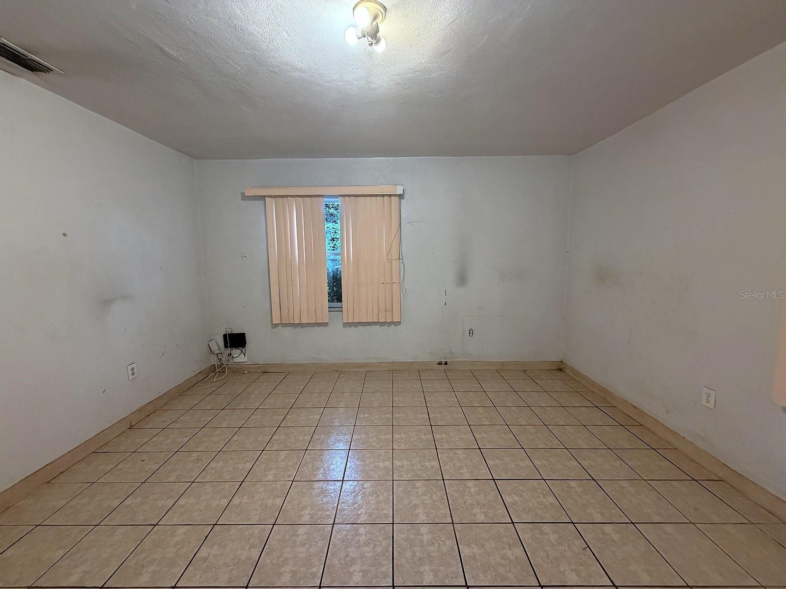 3801 E OSBORNE AVE — photo 13