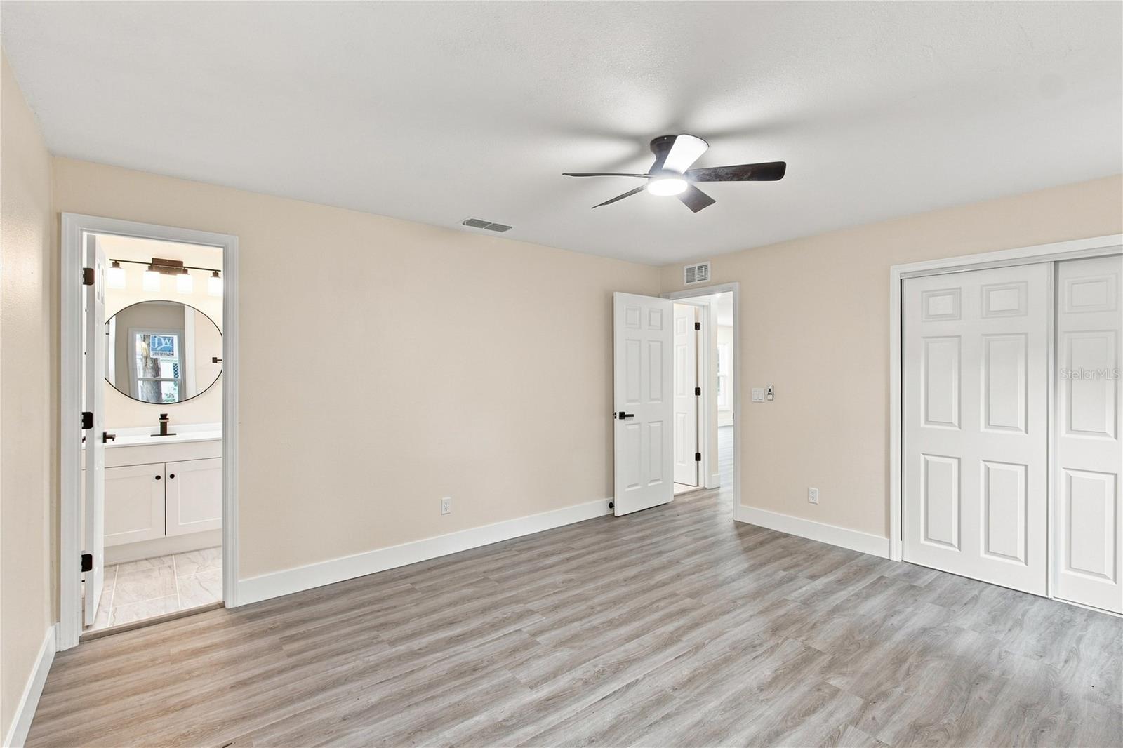 1105 PARK ST — photo 9
