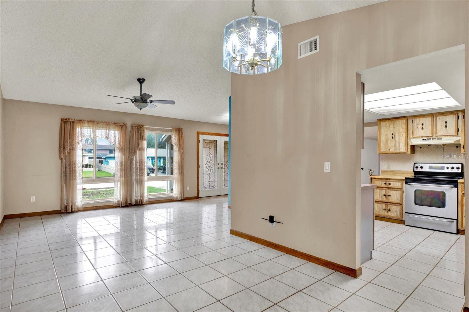 5527 PENTAIL CIR — photo 7
