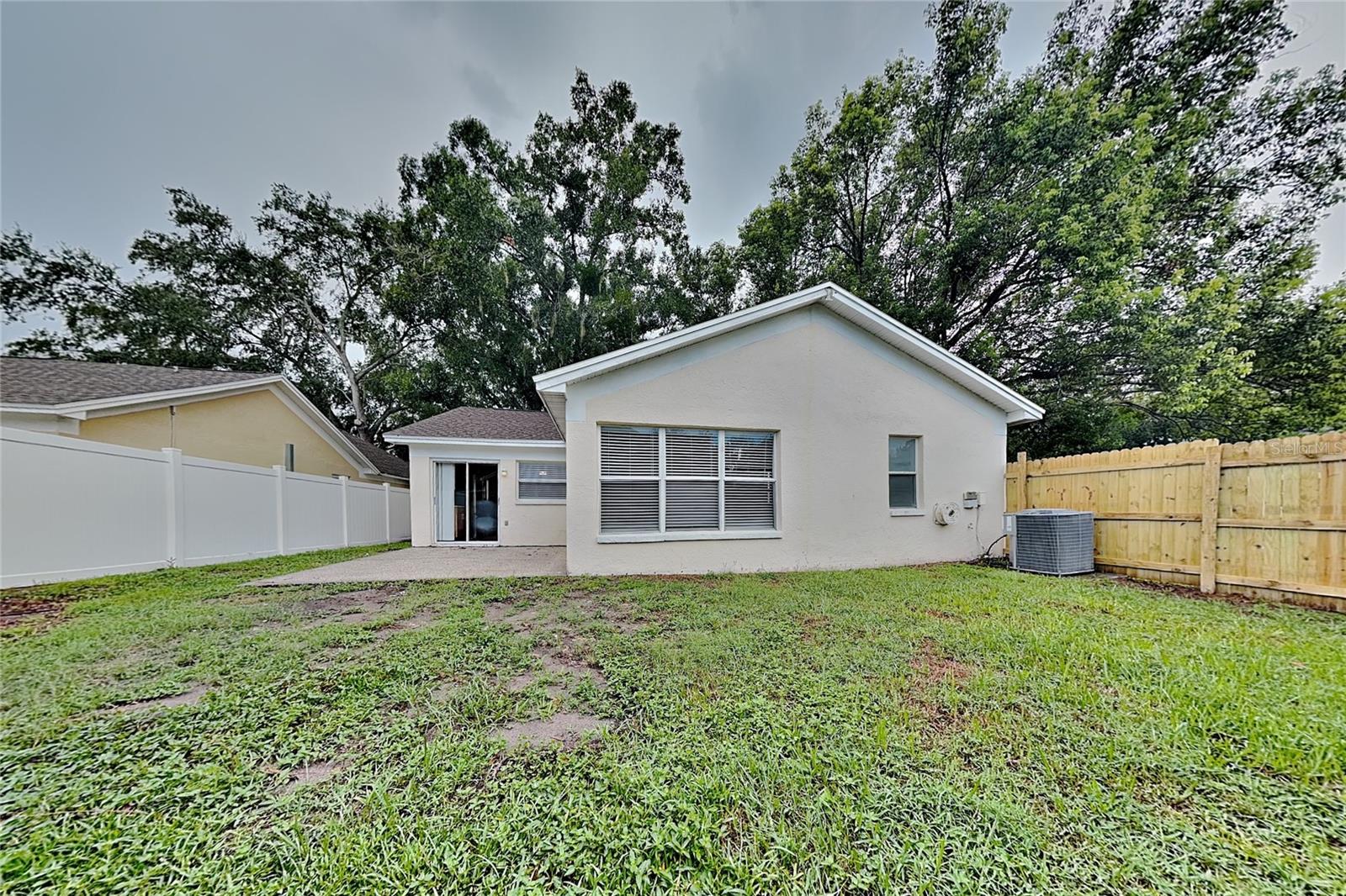 Home in VALRICO — photo 17