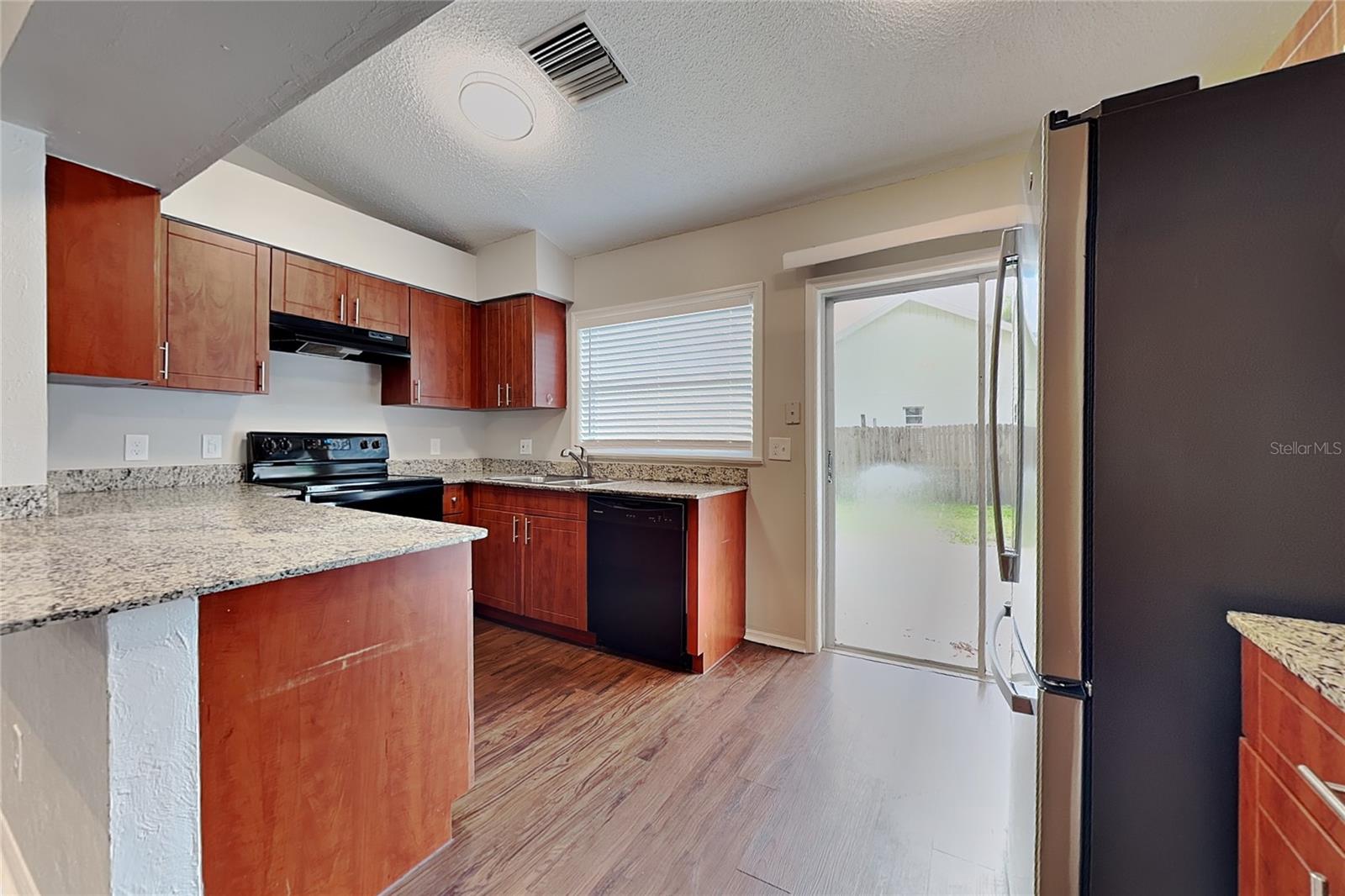 Home in VALRICO — photo 6