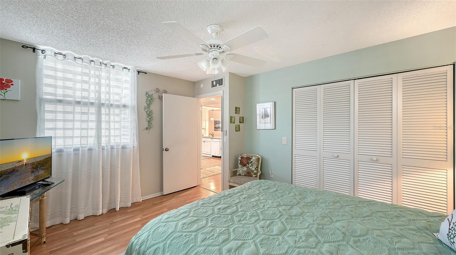 666 WOODLAWN DR #666 — photo 25