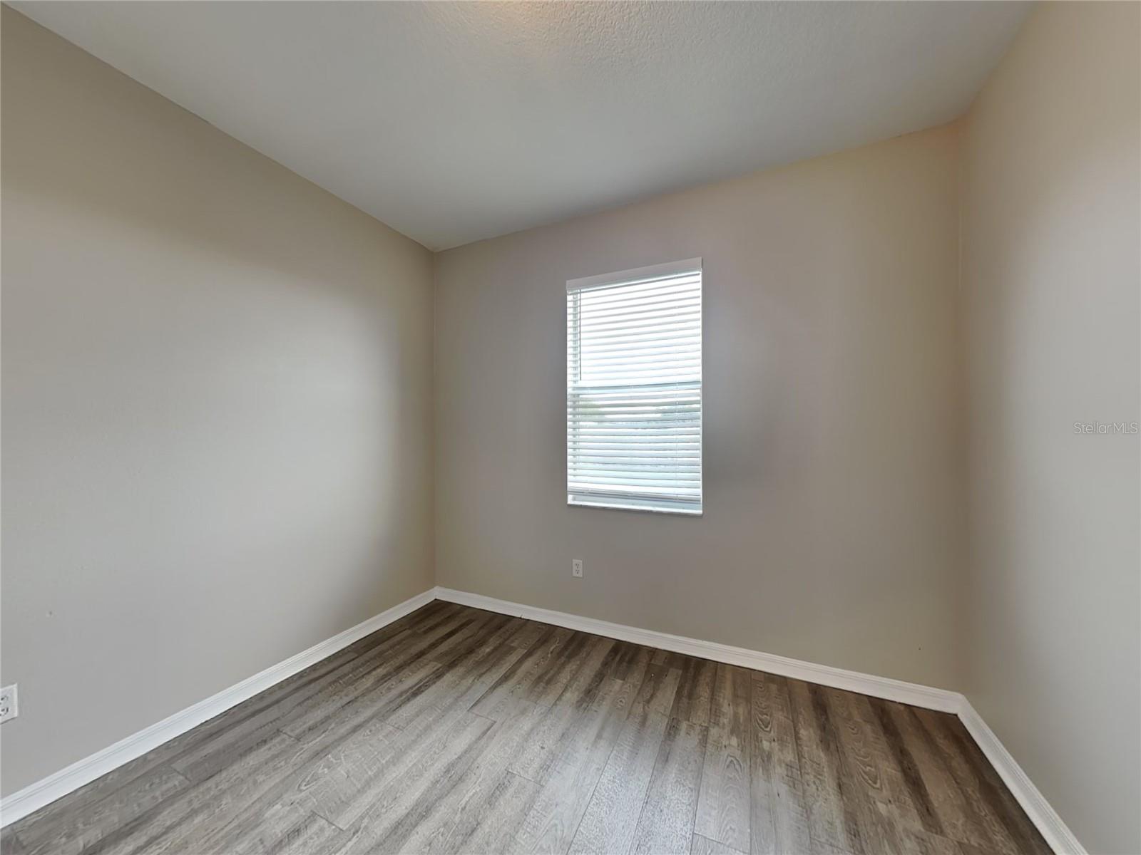 Home in SEFFNER — photo 10