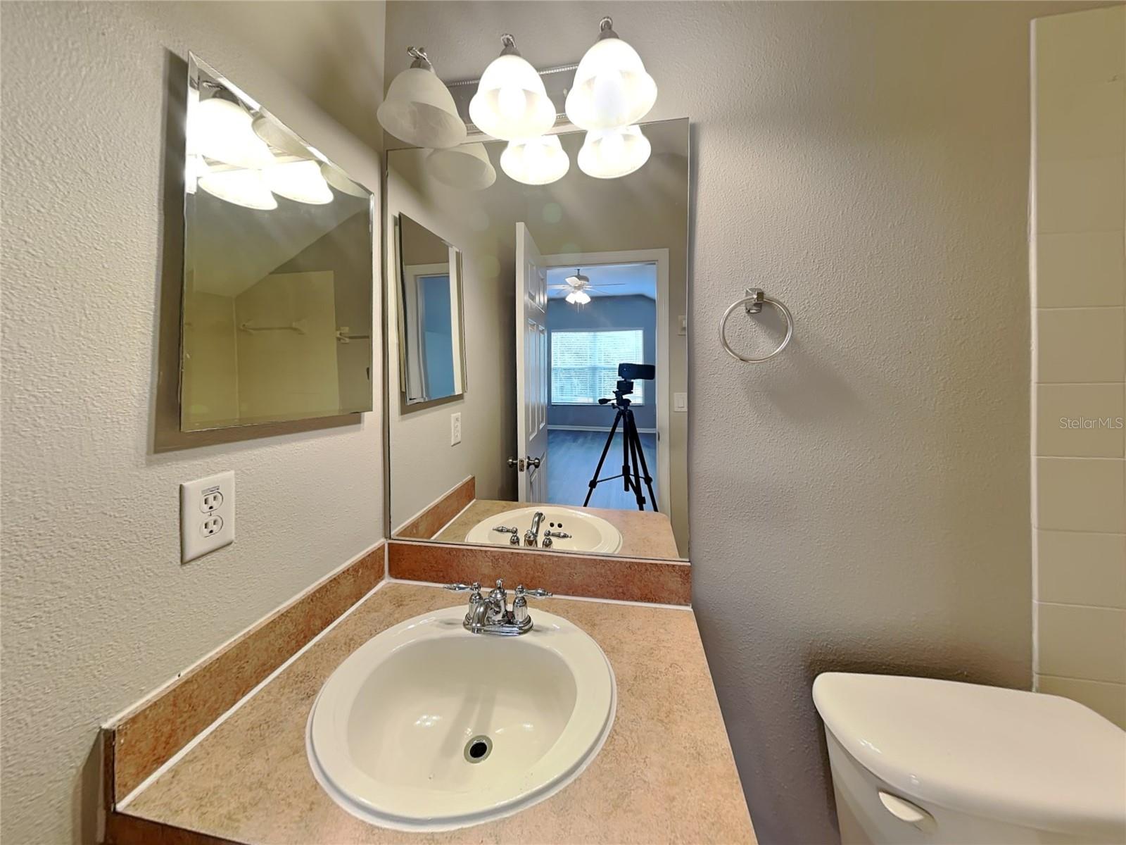 Home in SEFFNER — photo 15