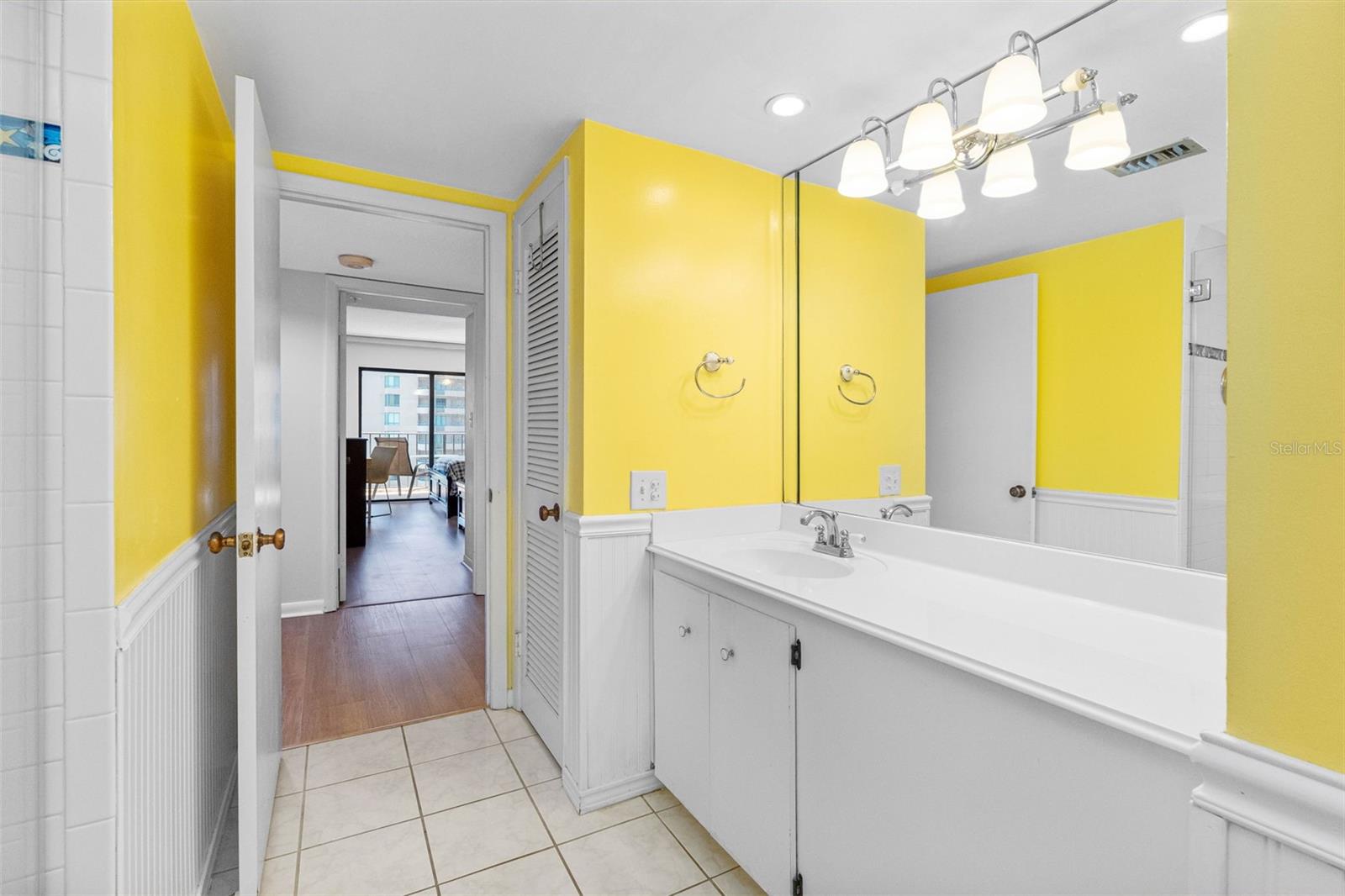 1480 GULF BLVD #1011 — photo 32
