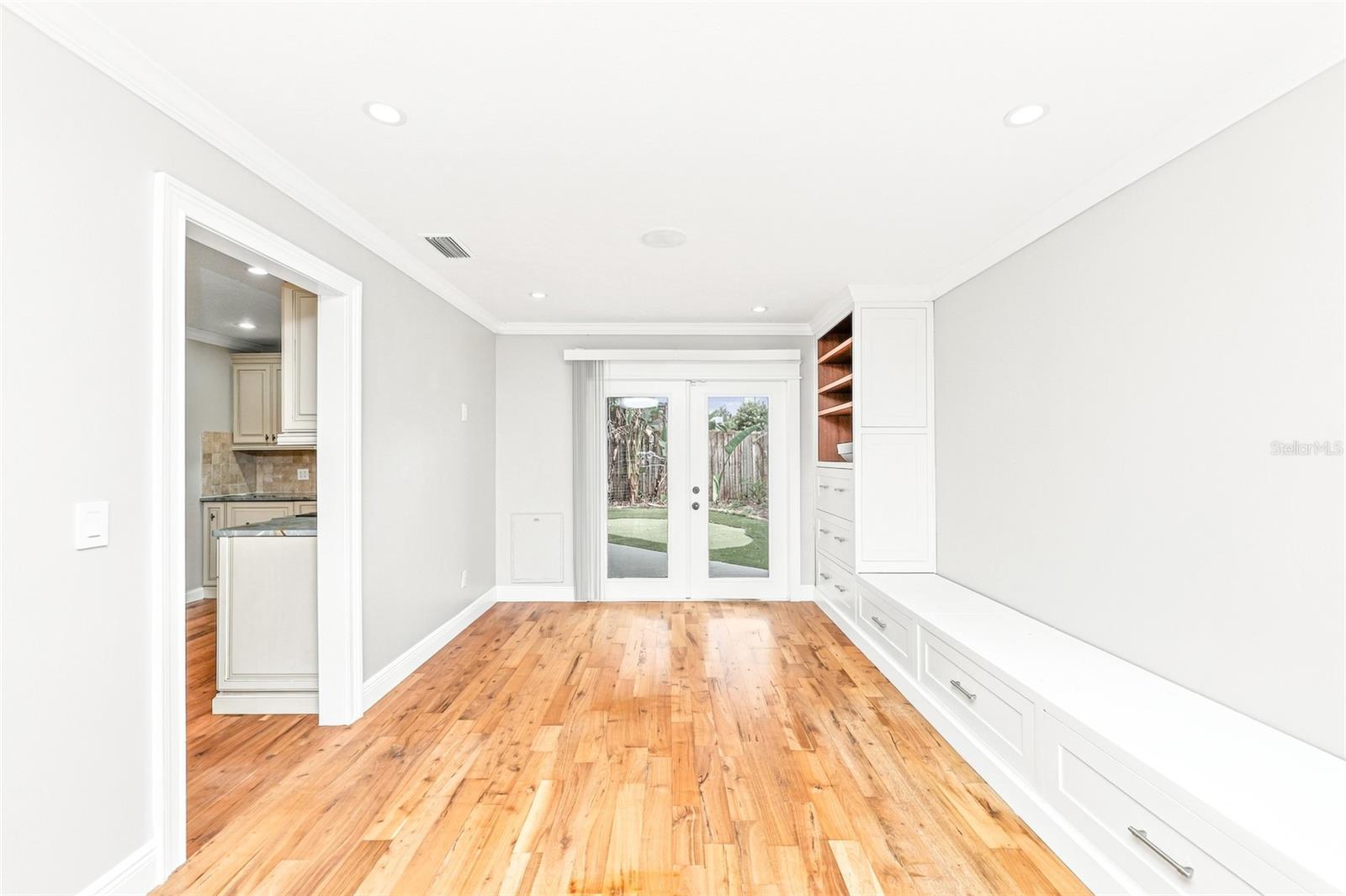 1010 MALLOW WAY — photo 5