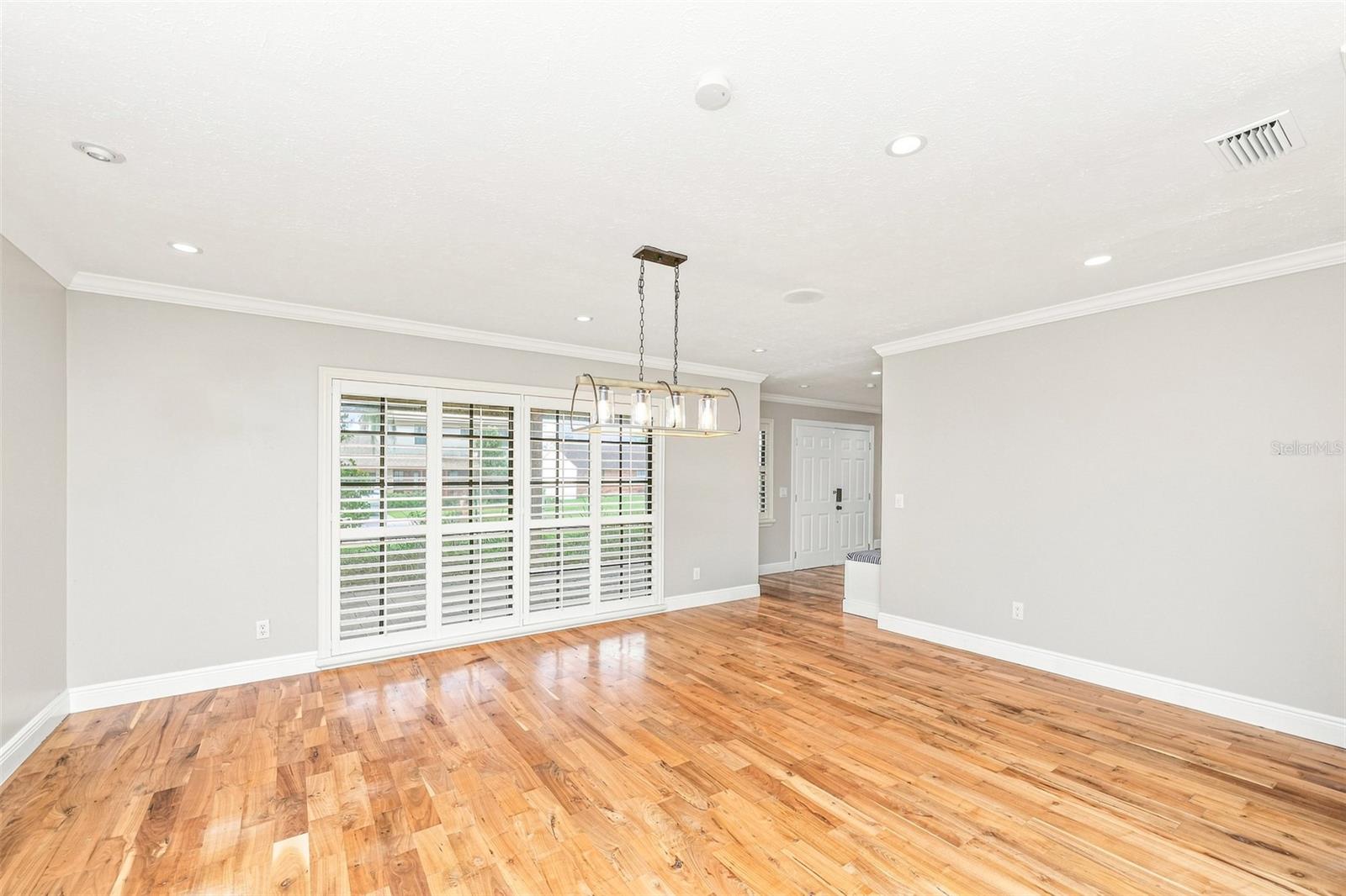 1010 MALLOW WAY — photo 4