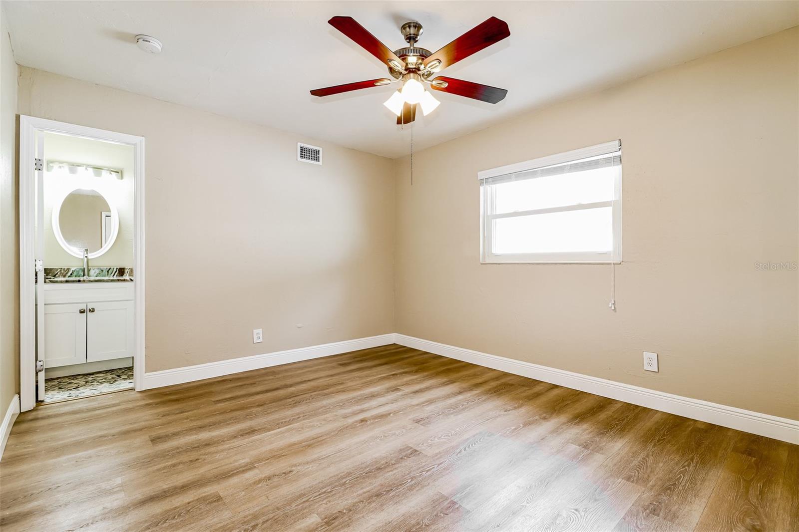 10293 SATSUMA RD — photo 11