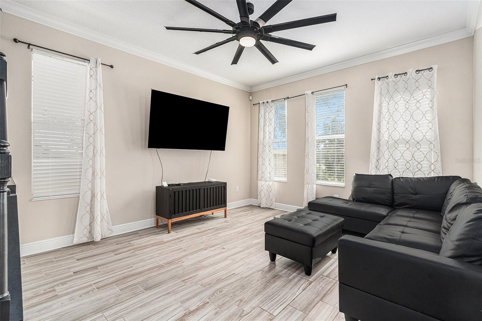 10715 MARSHA DR — photo 6