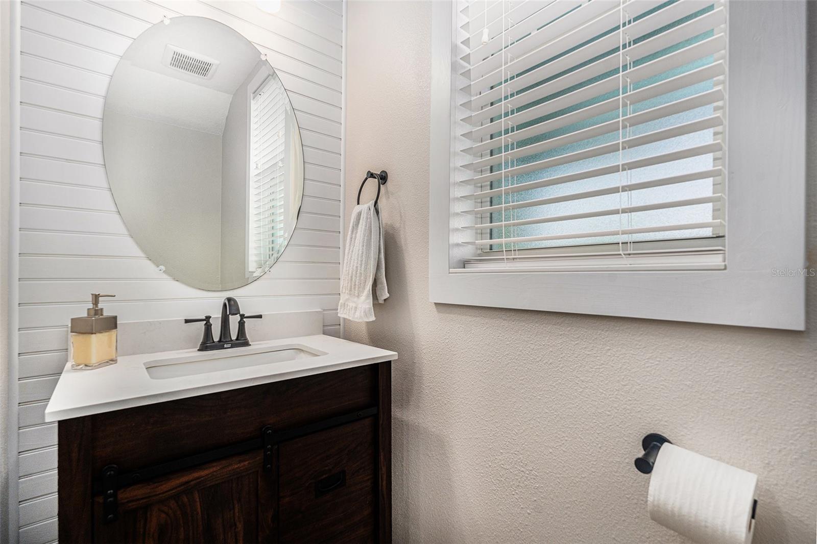 10715 MARSHA DR — photo 13