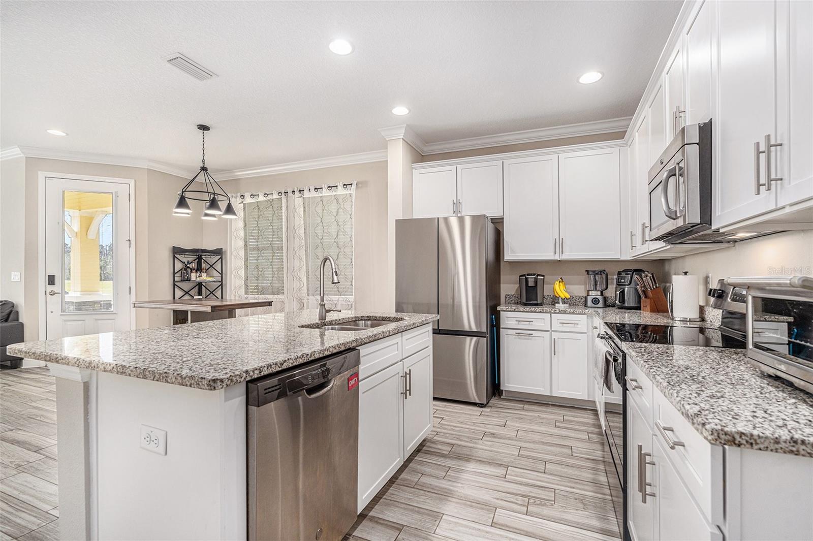 10715 MARSHA DR — photo 11