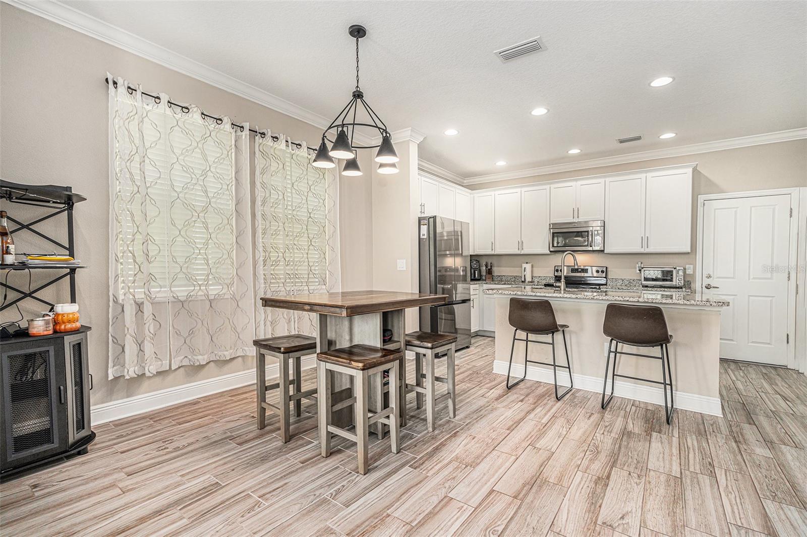 10715 MARSHA DR — photo 8