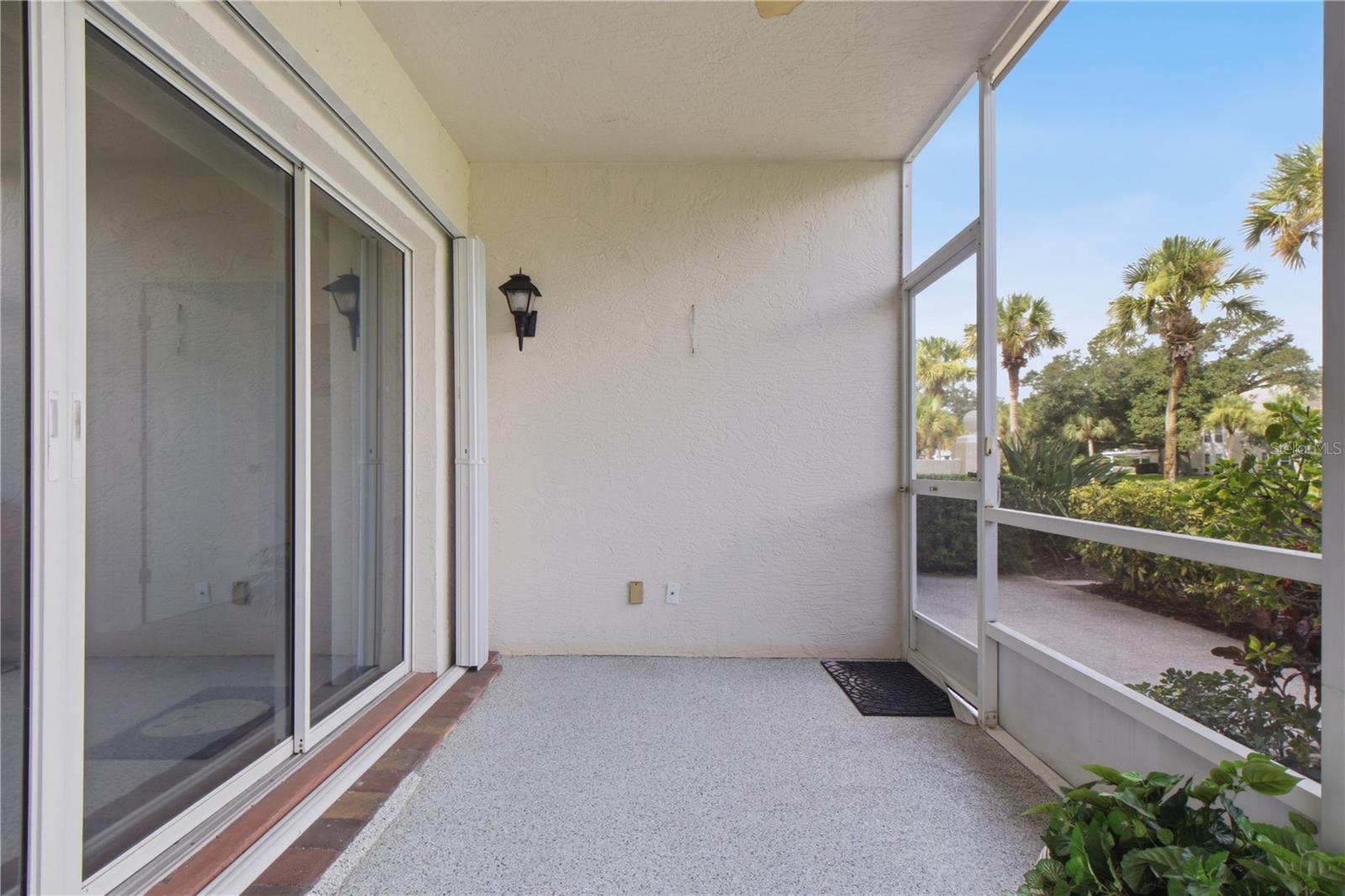 418 LAUREL LAKE DR #106 — photo 22