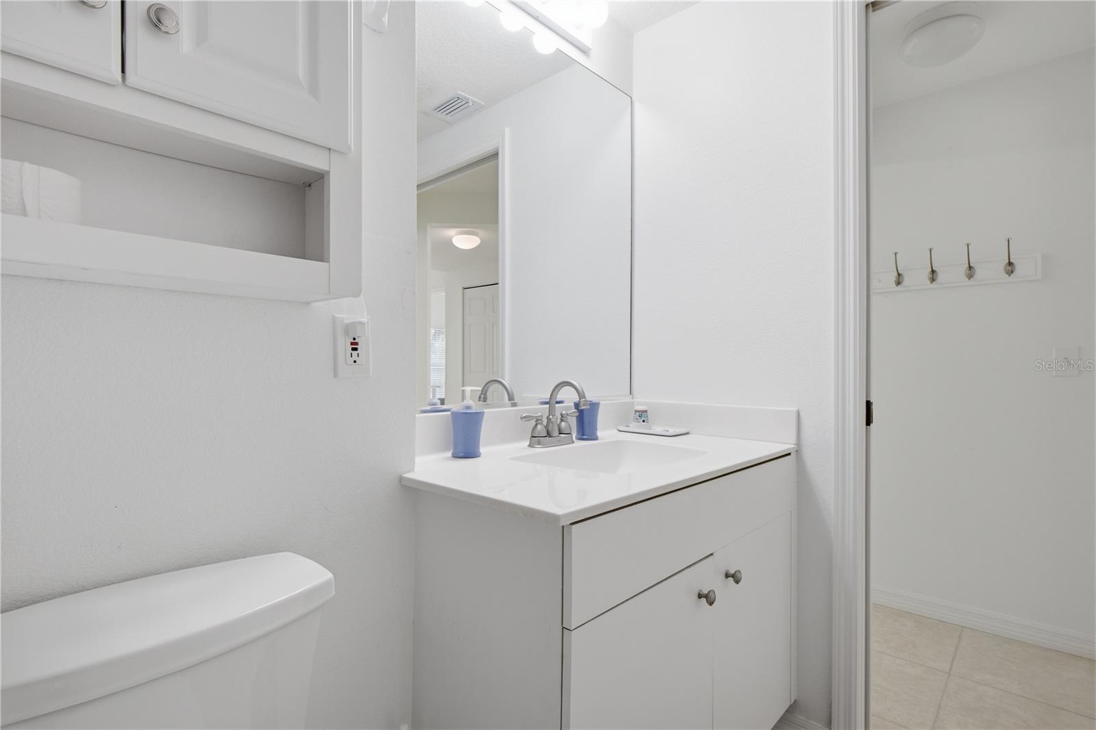 418 LAUREL LAKE DR #106 — photo 20