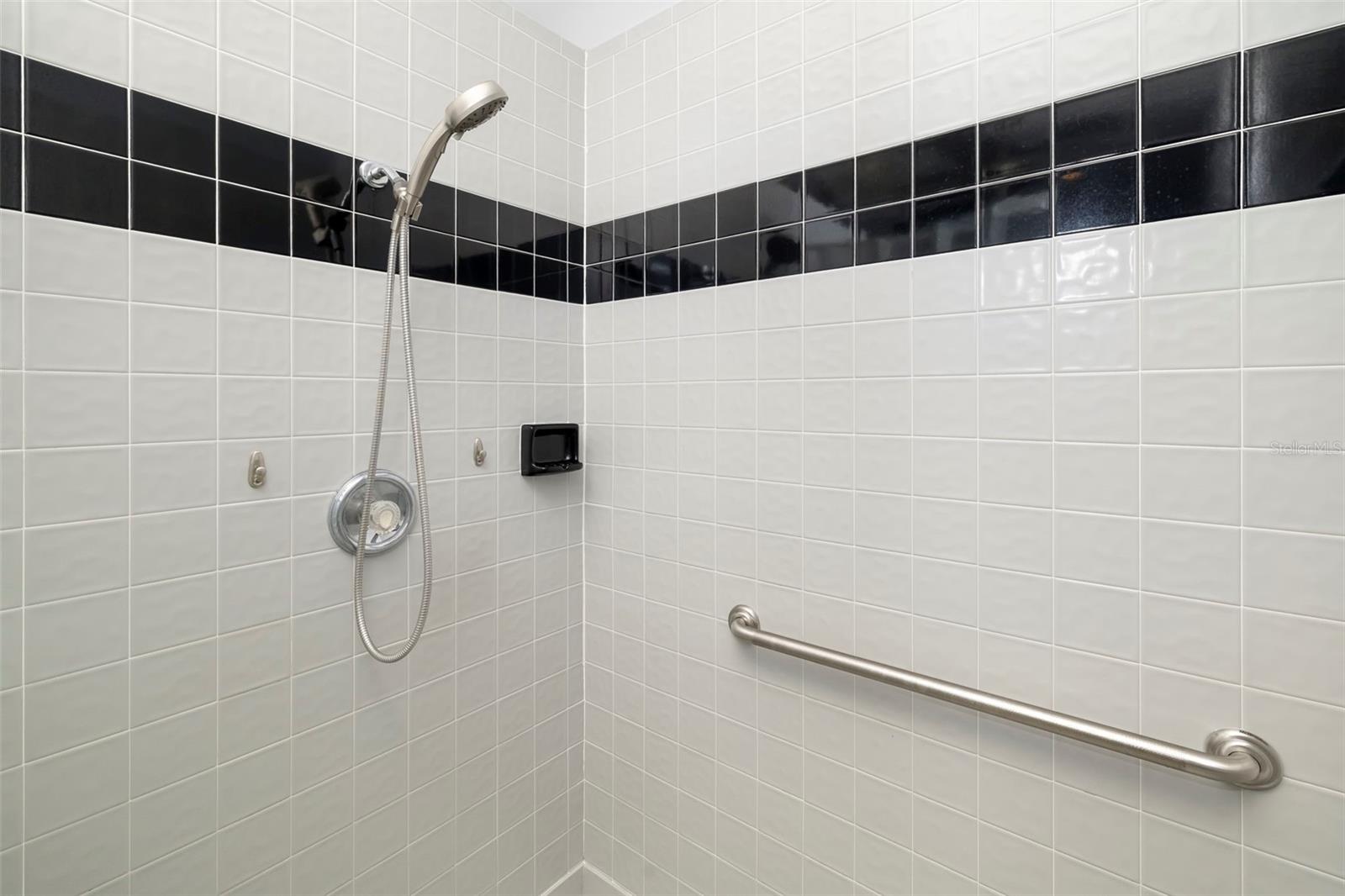 296 PINE RANCH TRL — photo 30