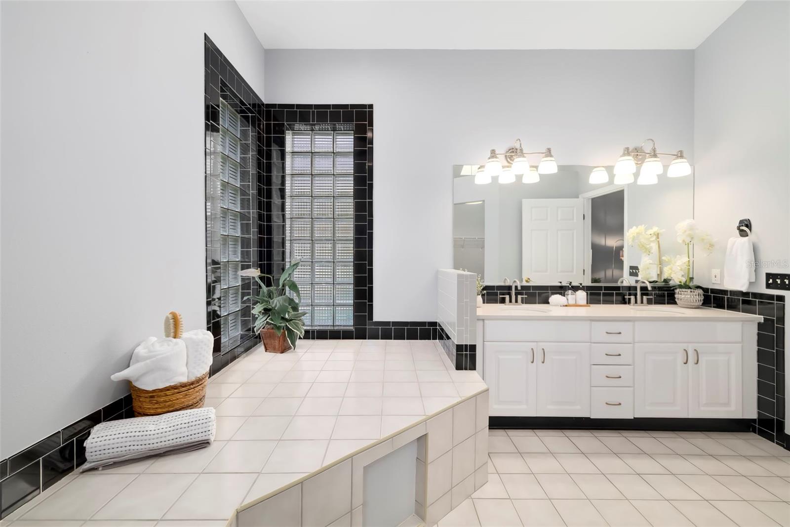 296 PINE RANCH TRL — photo 28