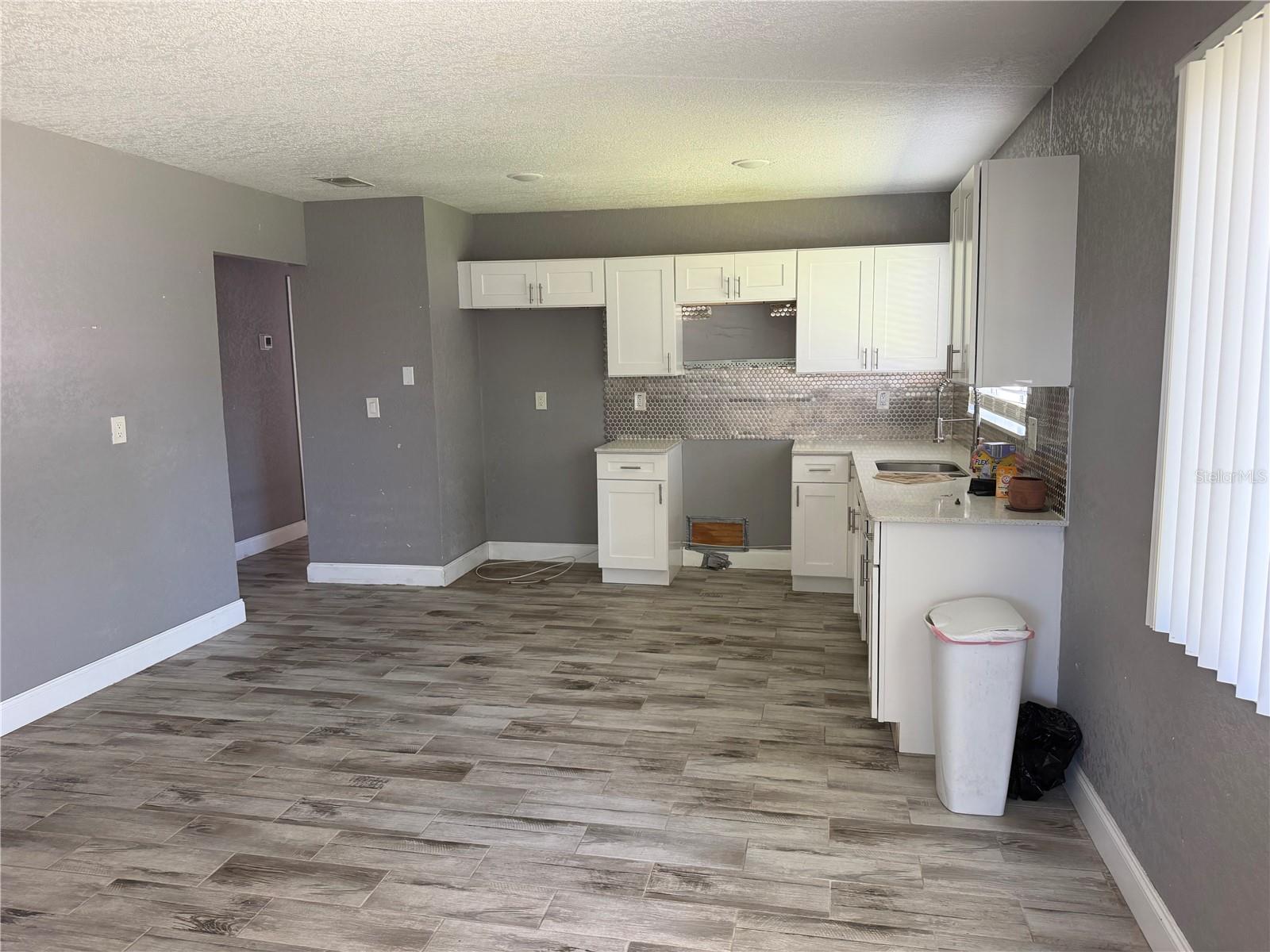 5493 TREKELL ST — photo 8