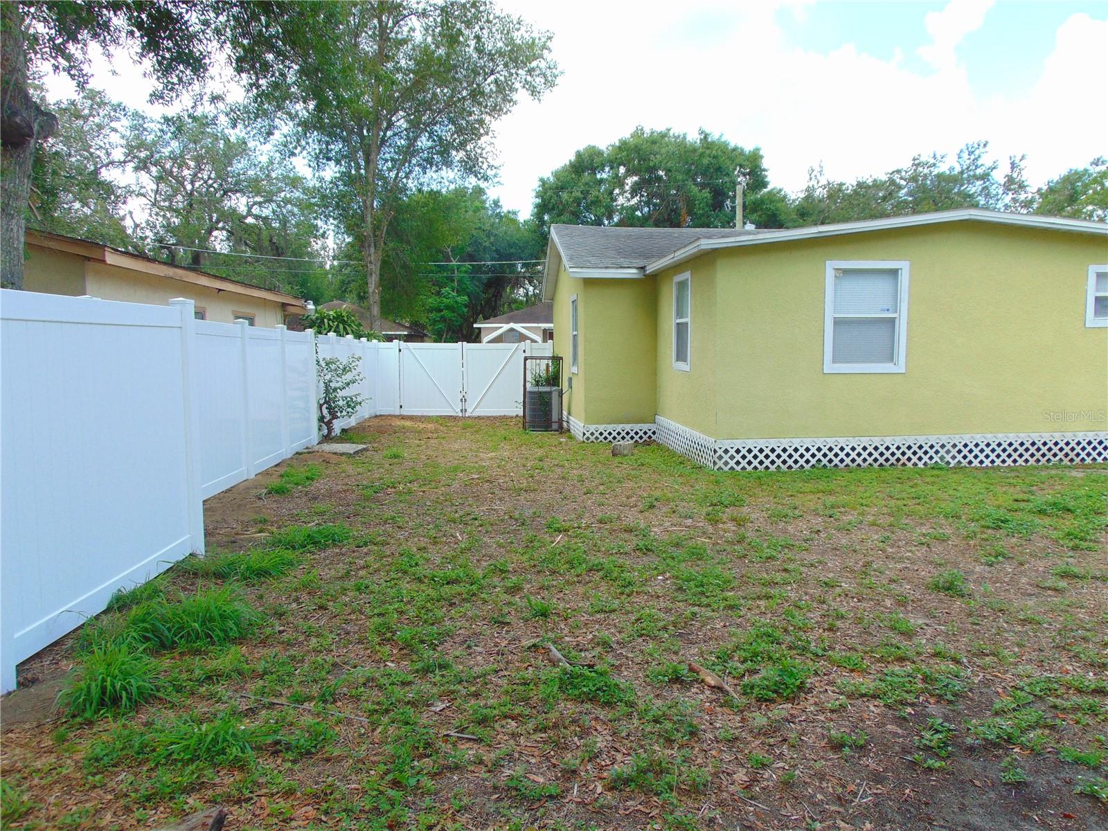 4214 E PALIFOX ST — photo 26