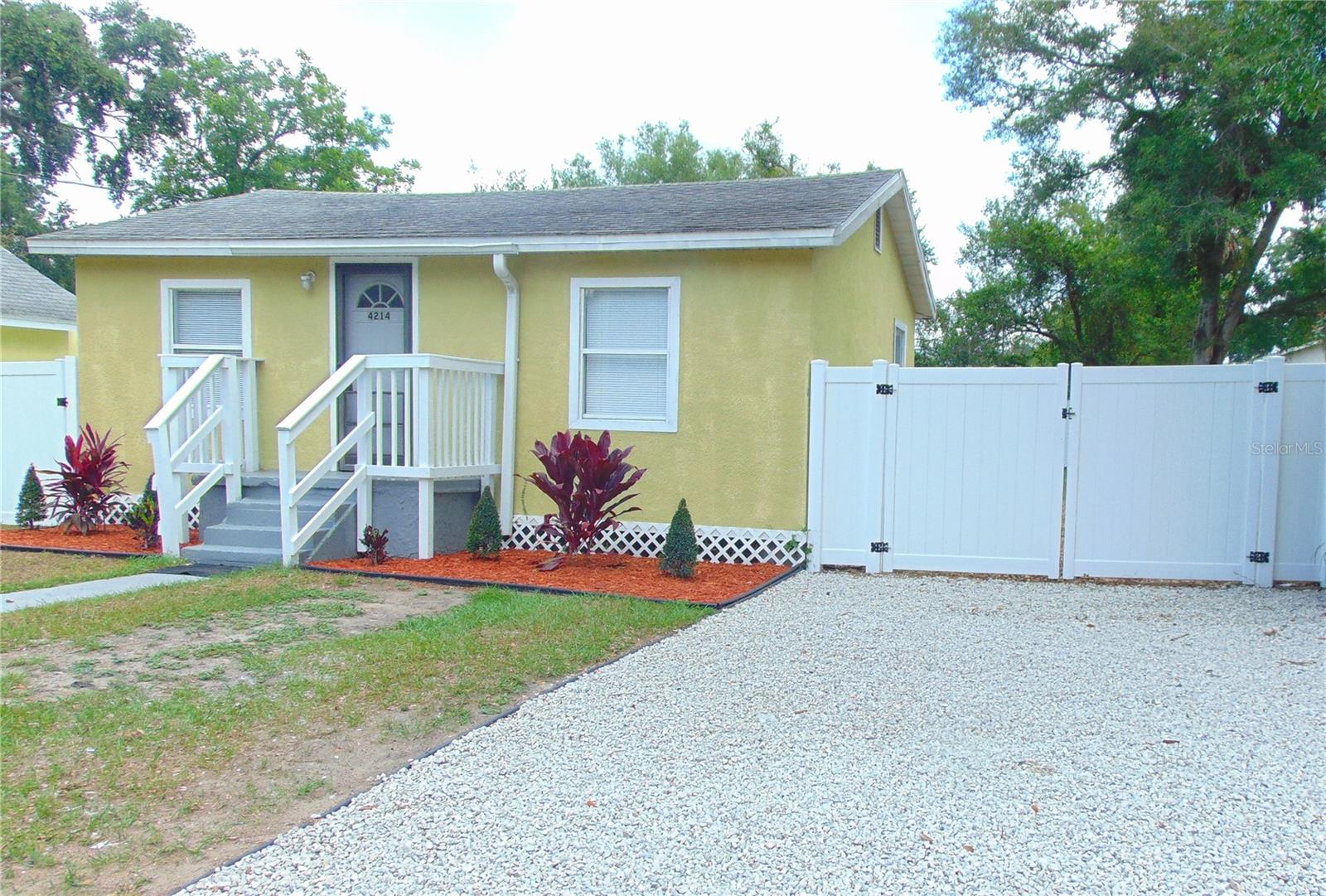 4214 E PALIFOX ST — photo 3