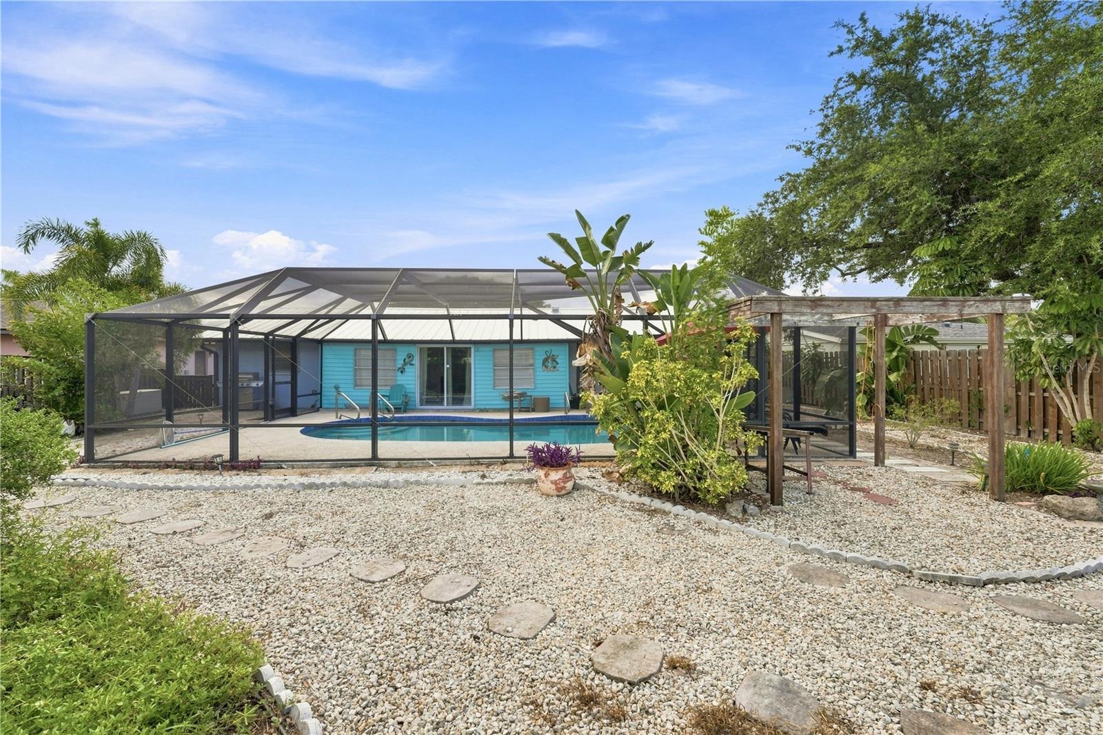 540 BLACKBURN ST — photo 5