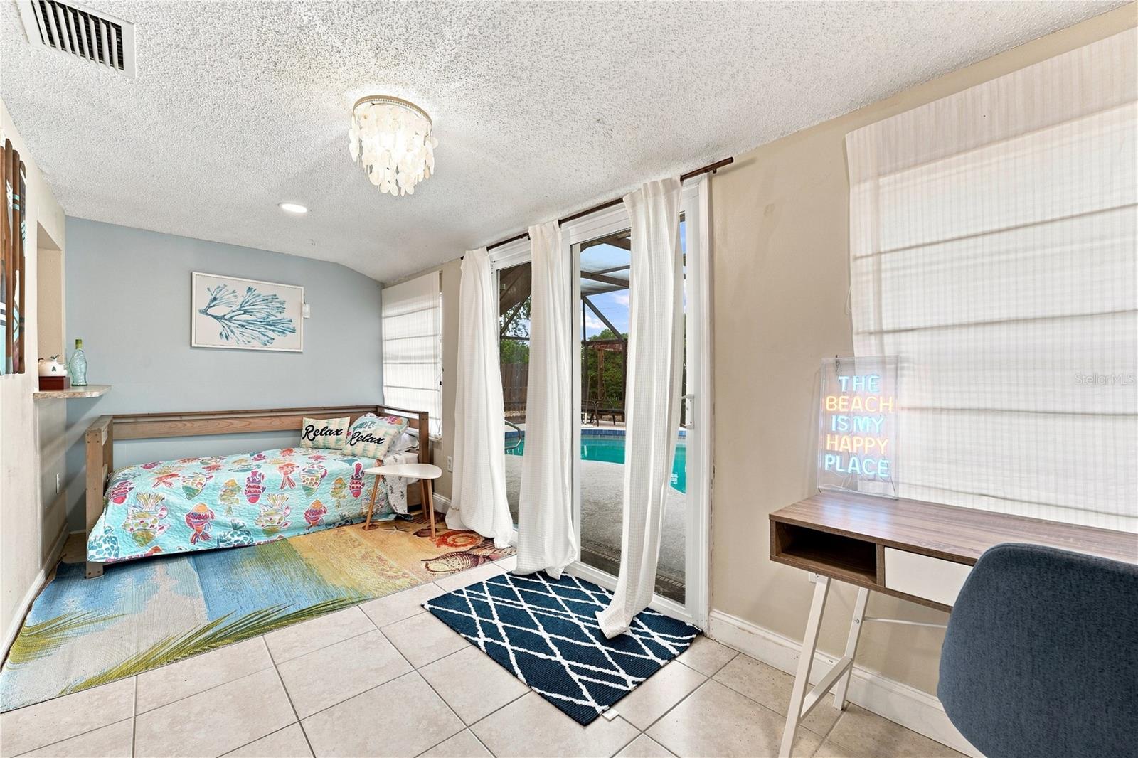 540 BLACKBURN ST — photo 17