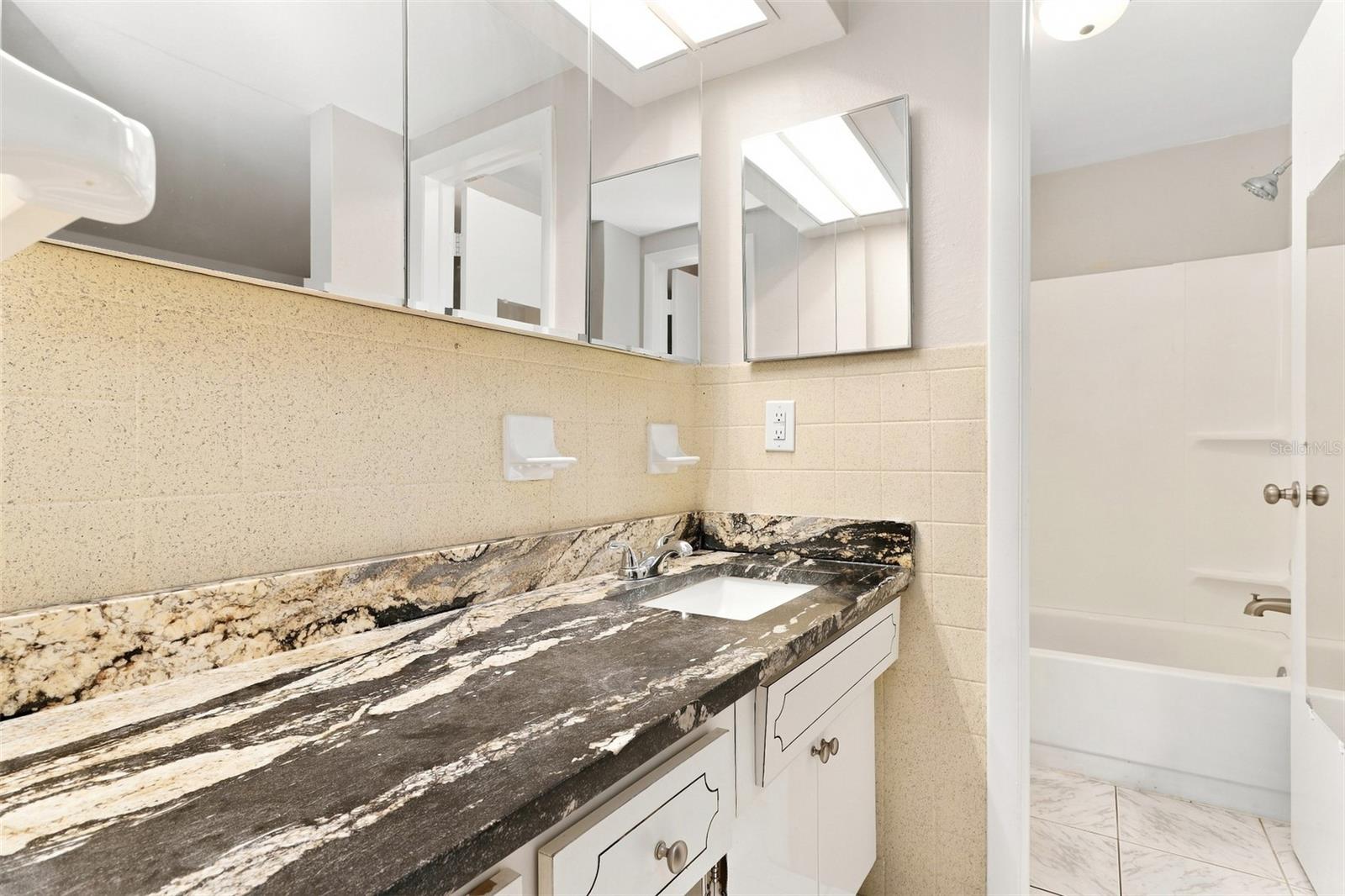 5600 ANDREA DR — photo 20