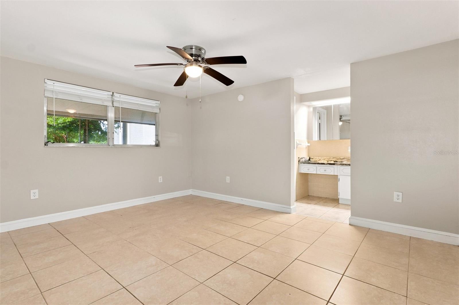 5600 ANDREA DR — photo 9