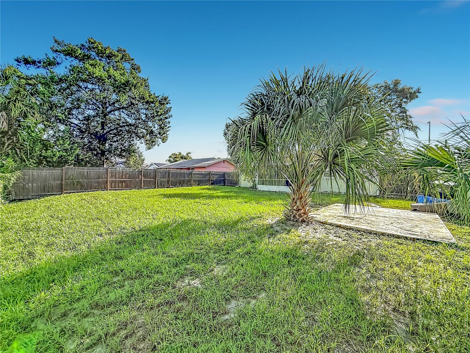 7606 WOODLAND OAKS CT — photo 31