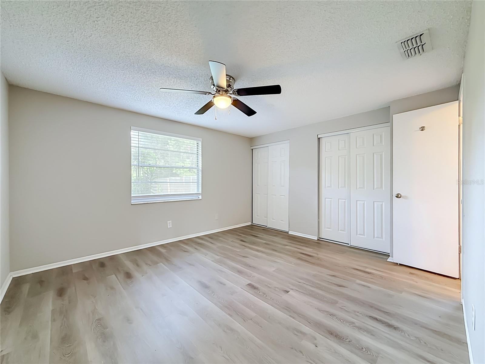 7606 WOODLAND OAKS CT — photo 15