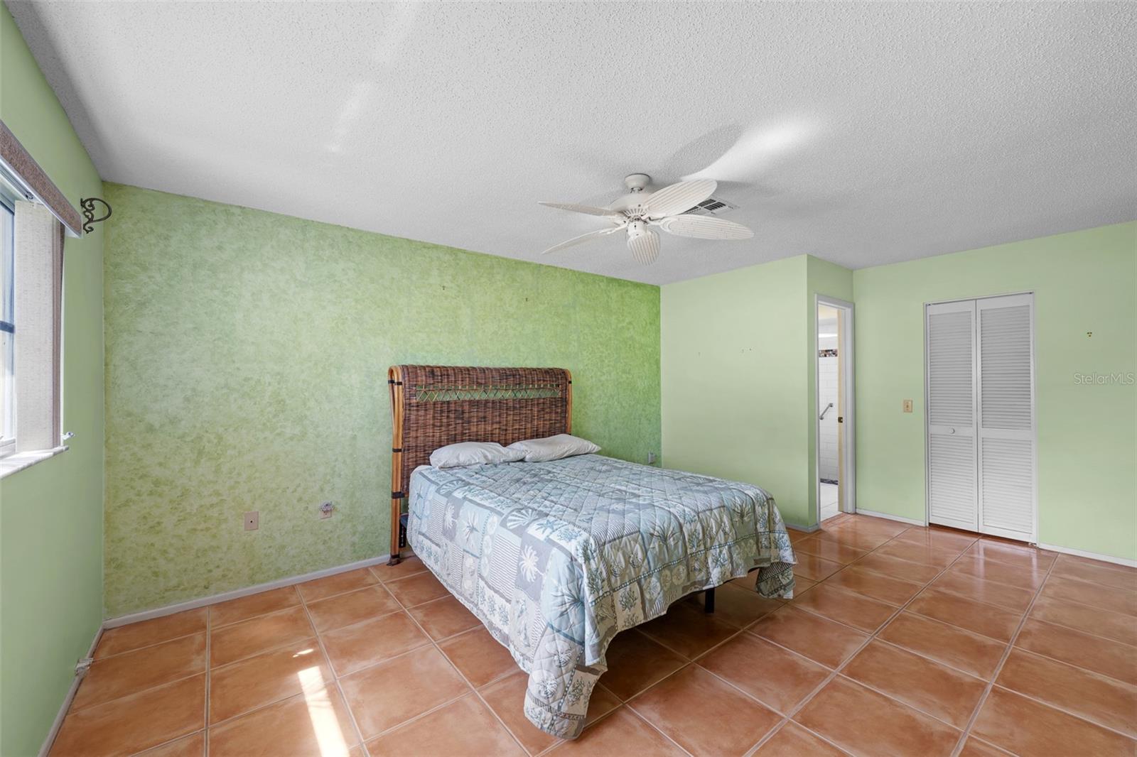8643 GOLD PINE DR — photo 5