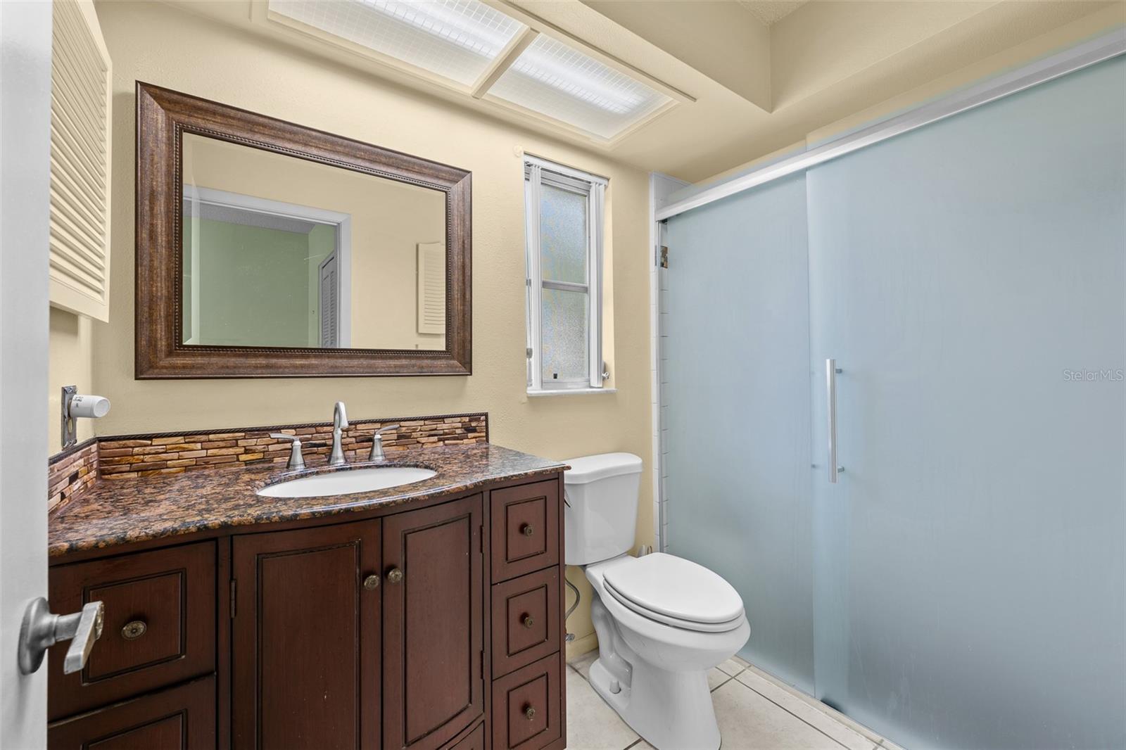 8643 GOLD PINE DR — photo 8
