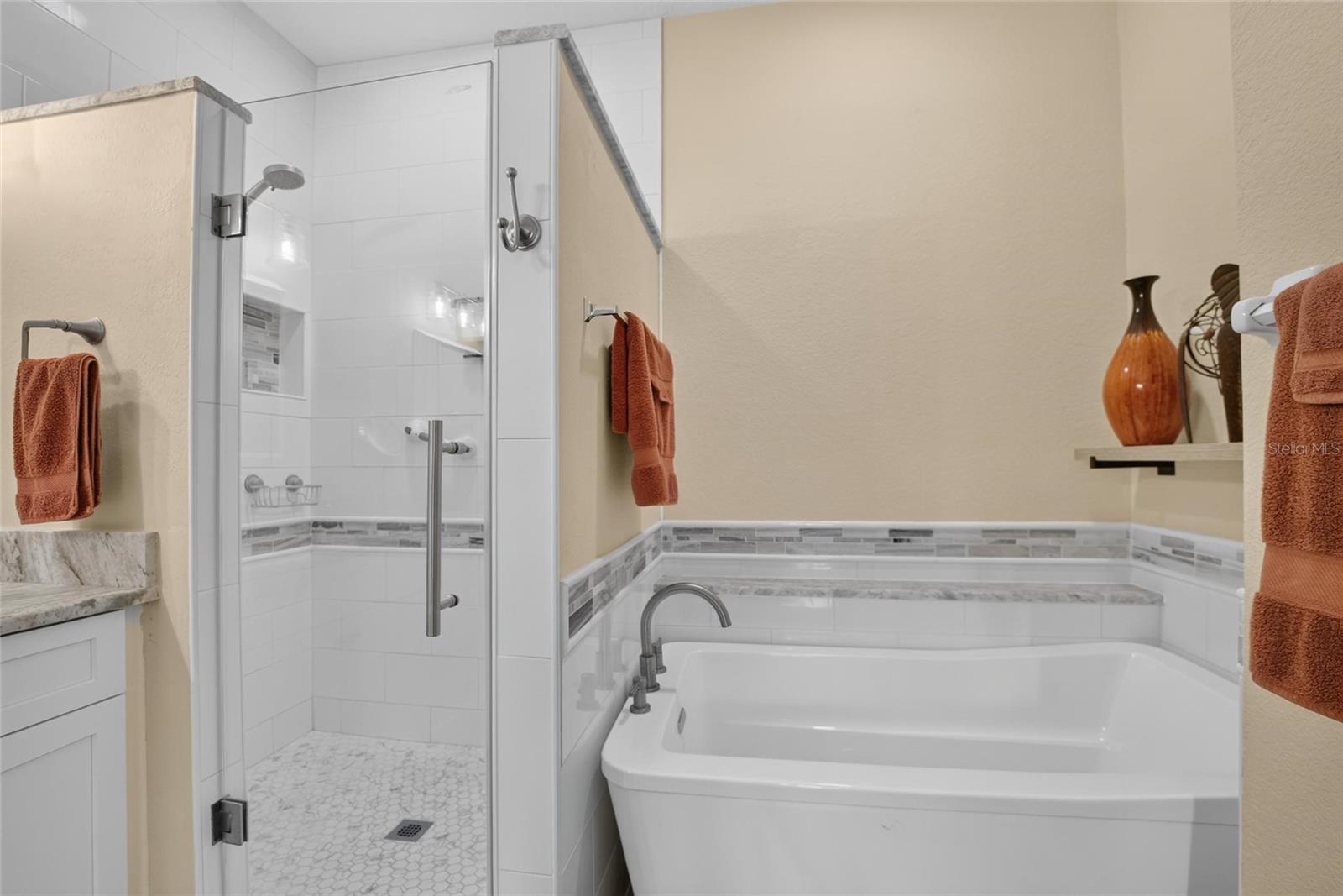 2205 PRESERVATION DR — photo 28