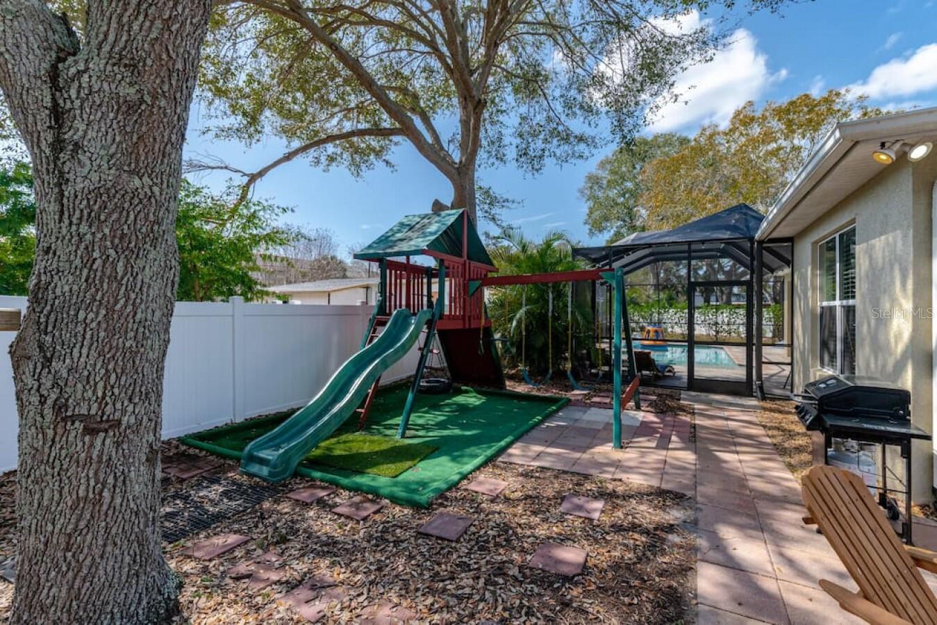 2930 W ROGERS AVE — photo 68