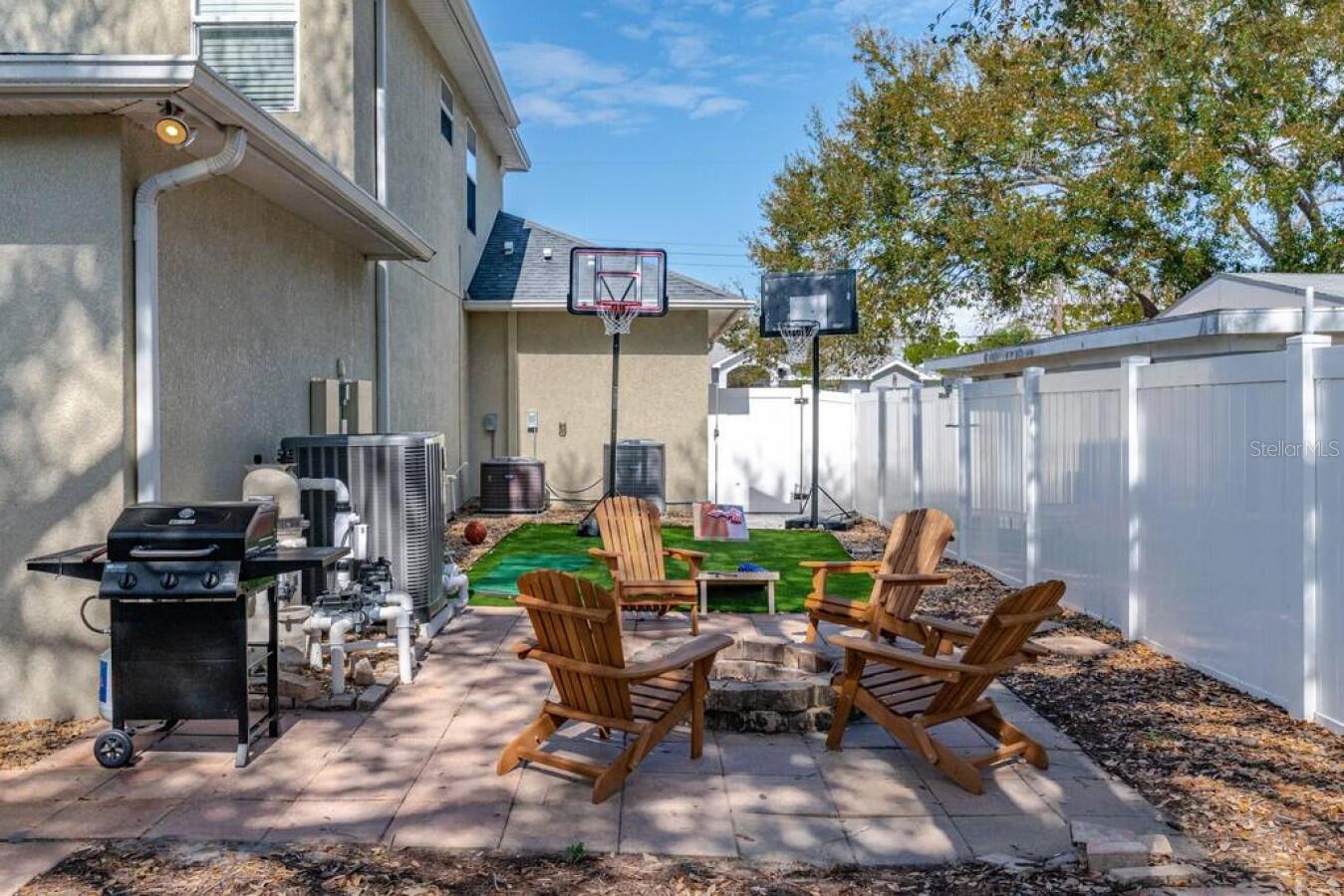 2930 W ROGERS AVE — photo 39