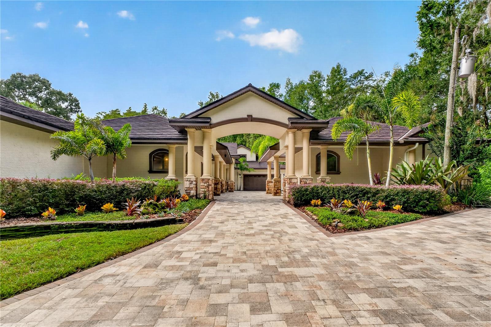 21732 SHAMU DR — photo 94