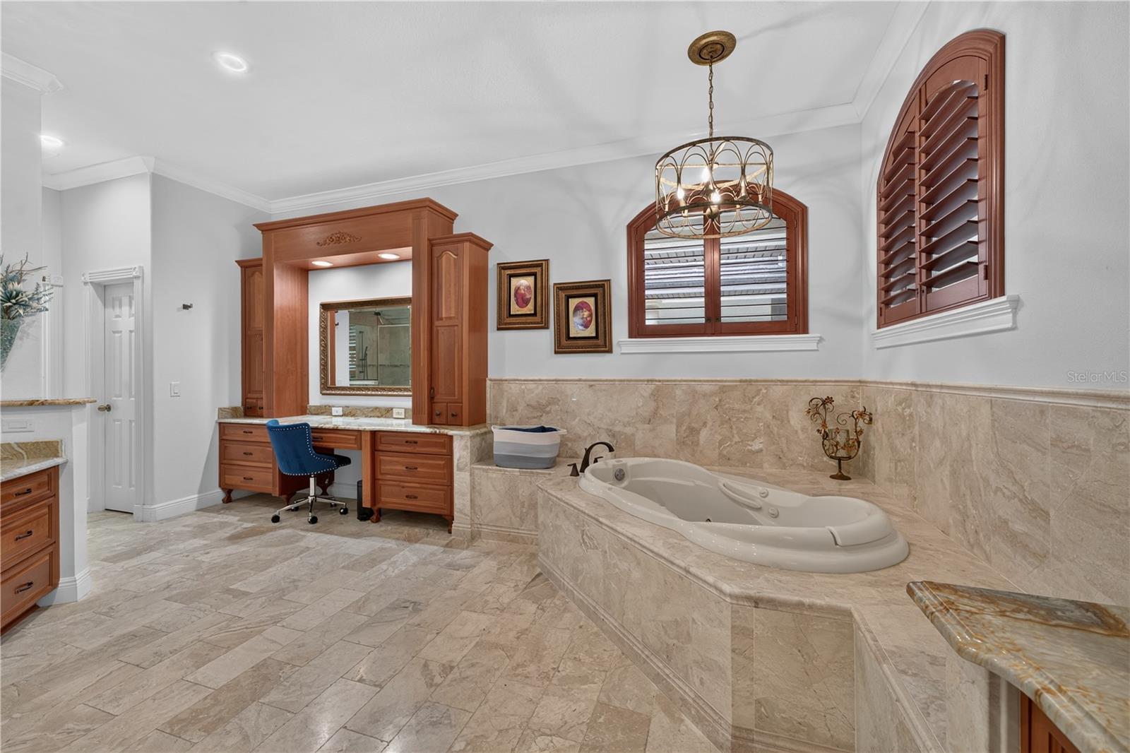 21732 SHAMU DR — photo 39