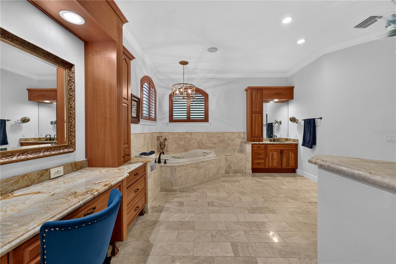 21732 SHAMU DR — photo 42