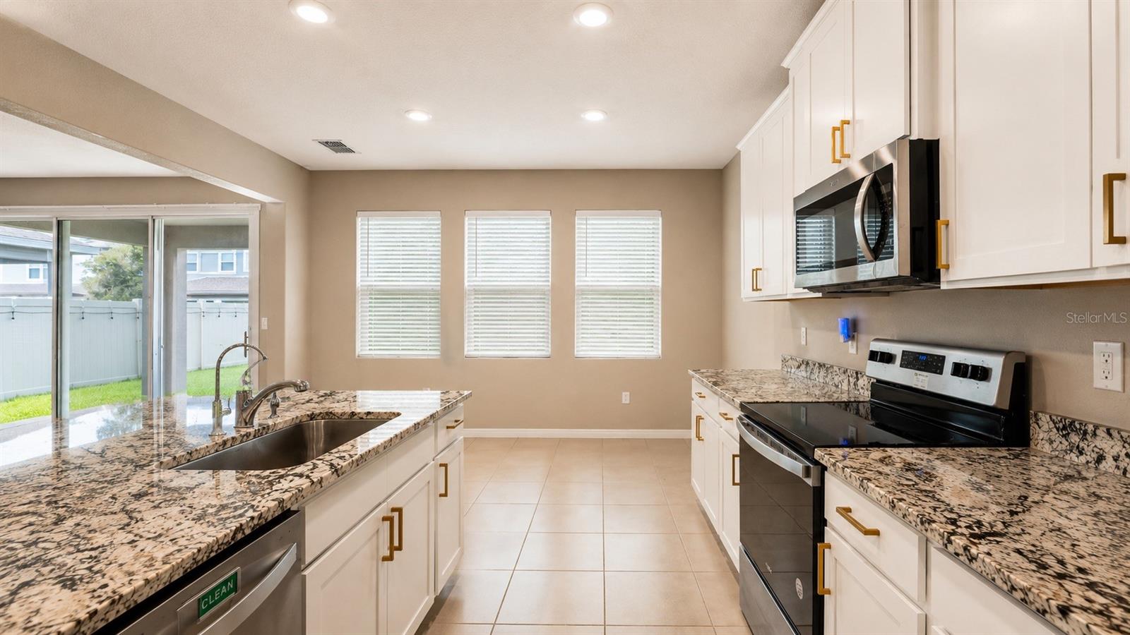 12455 SHINING WILLOW ST — photo 31