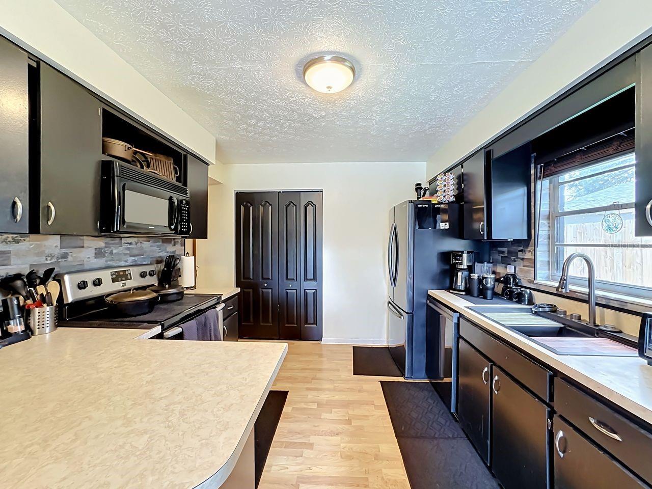 118 EUCLID LOOP — photo 14