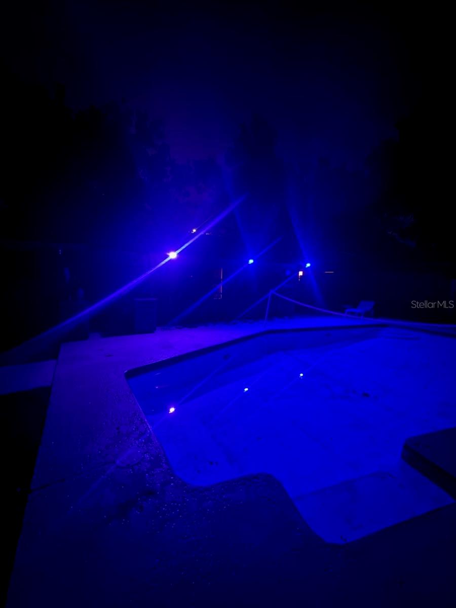 118 EUCLID LOOP — photo 44