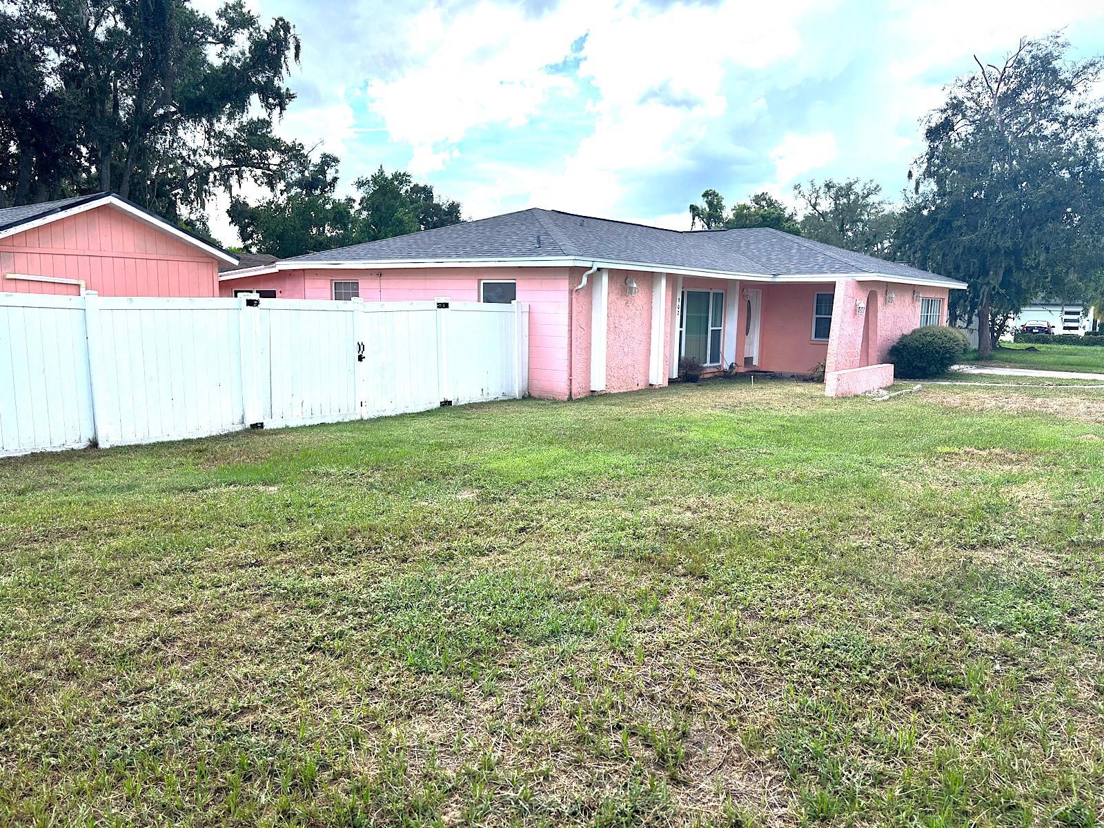 902 SAMY DR — photo 5