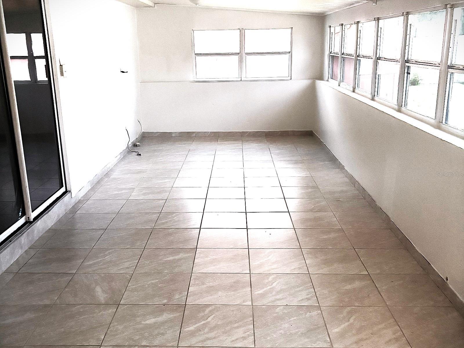 902 SAMY DR — photo 15