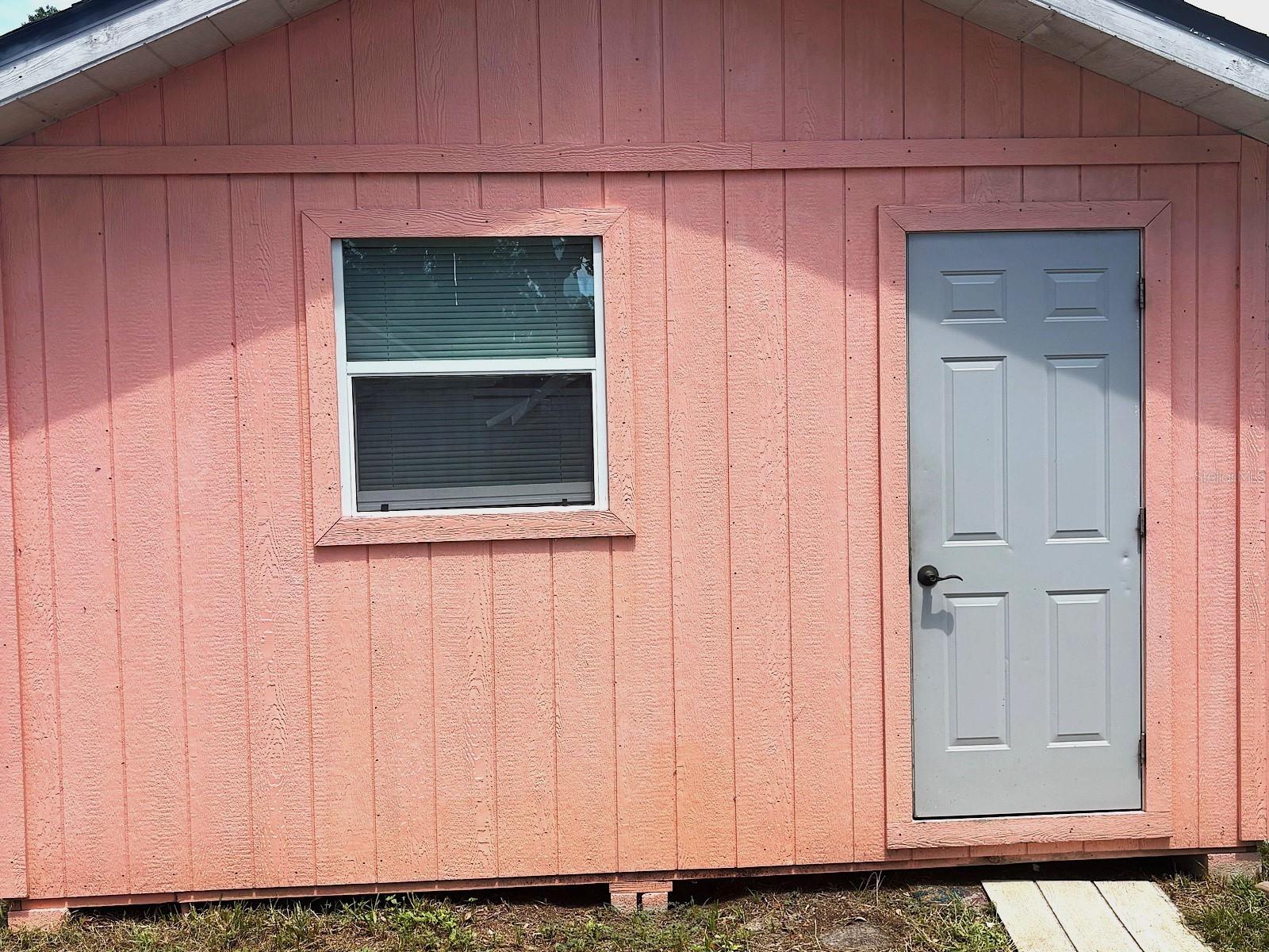 902 SAMY DR — photo 24