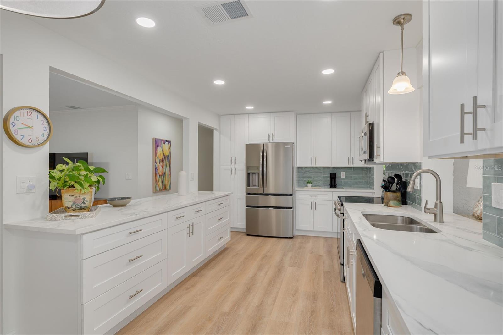 3558 OAK LAKE DR — photo 11
