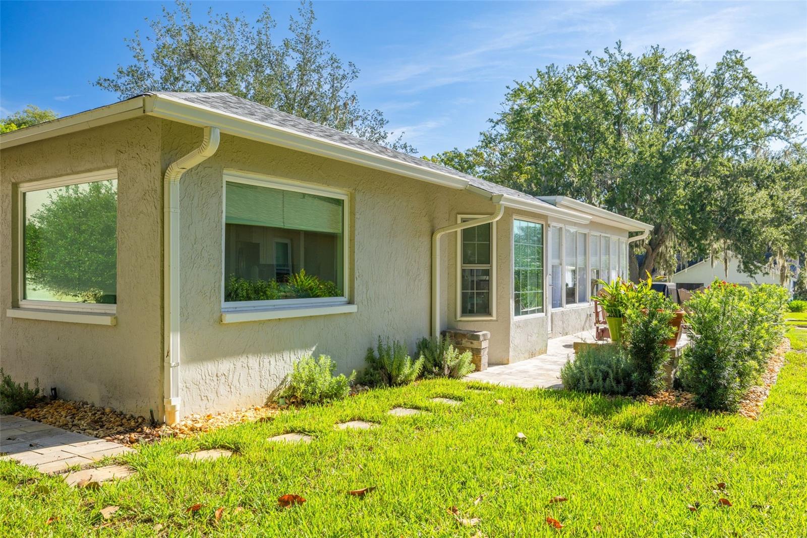 3558 OAK LAKE DR — photo 34