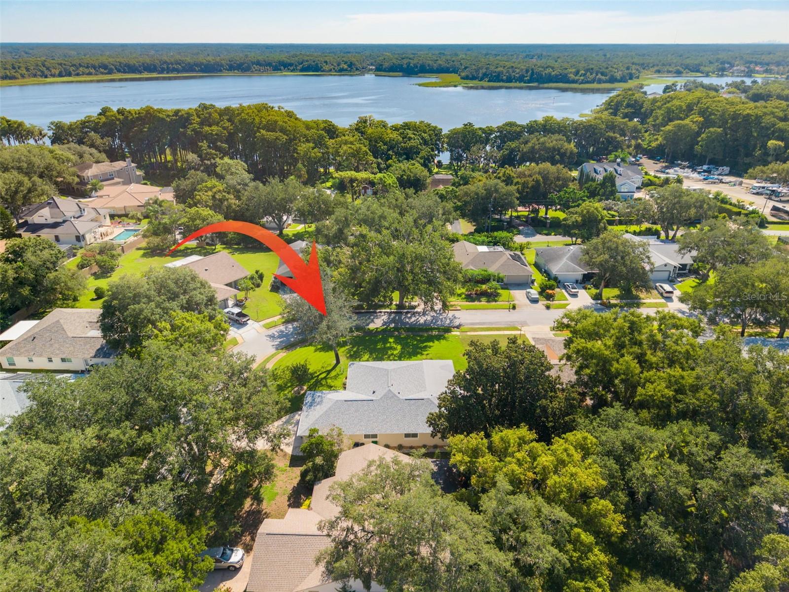 3558 OAK LAKE DR — photo 36