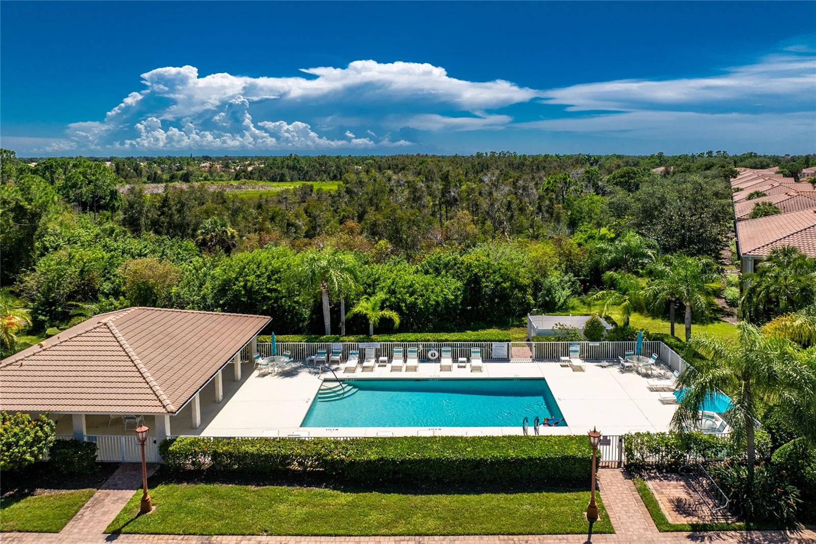4438 CORSO VENETIA BLVD #C13 — photo 34