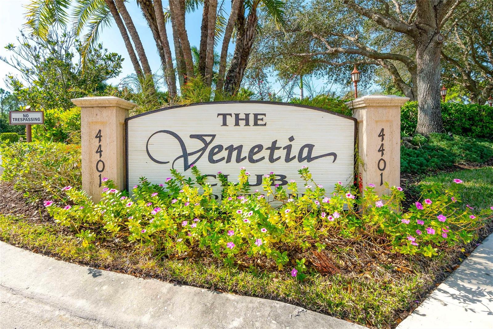 4438 CORSO VENETIA BLVD #C13 — photo 33