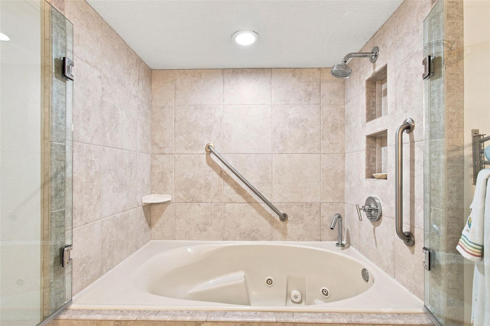 1586 GULF BLVD #2103 — photo 30